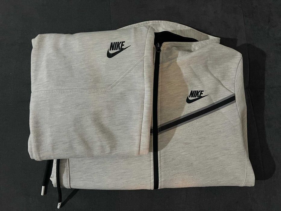 Nike tech fleece