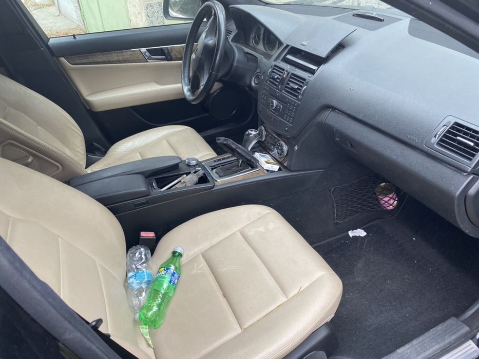 Мерцедес ц220 на части 2009 г.