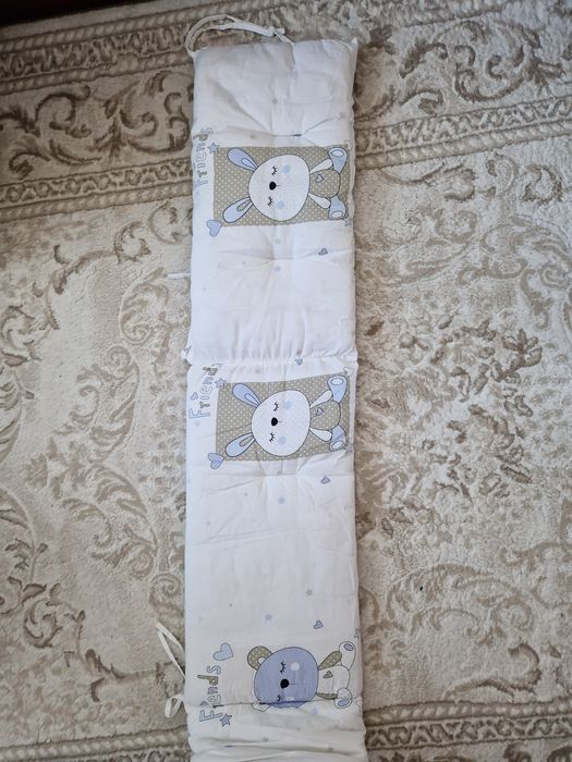 Обиколници за бебешка кошара