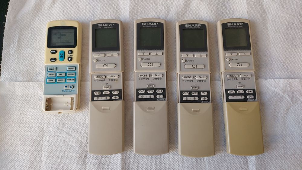 Telecomenzi AC Sharp