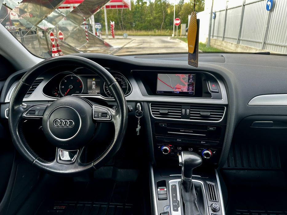Audi A4 B8.5 Avant 2.0 TDI Automată – 2013