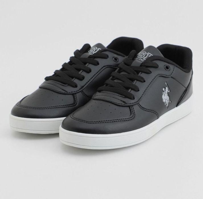 Продается кроссовки