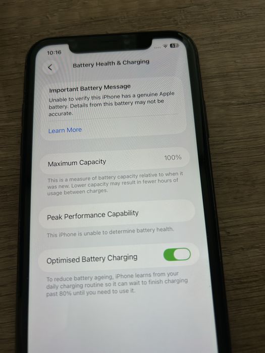 Перфектен Iphone 11 128GB