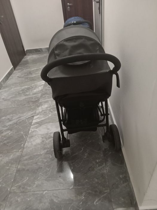 Каляска joy   мокрый асфальт