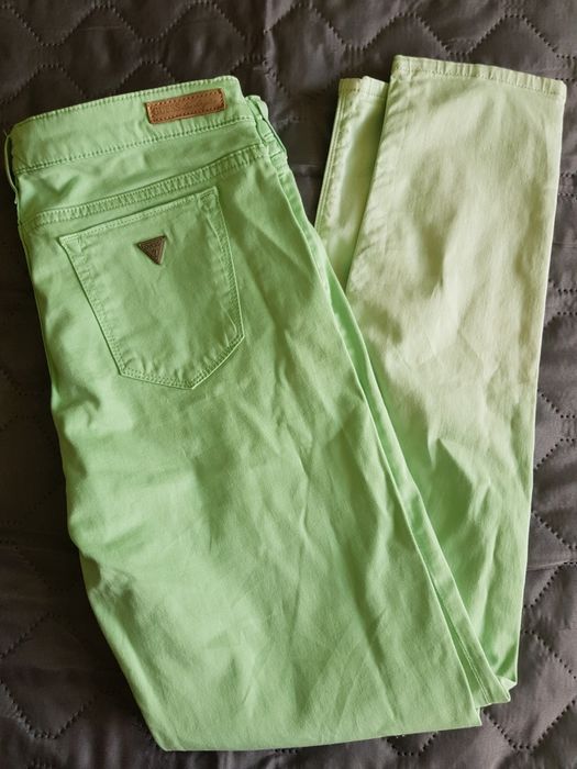 Pantaloni dama Guess