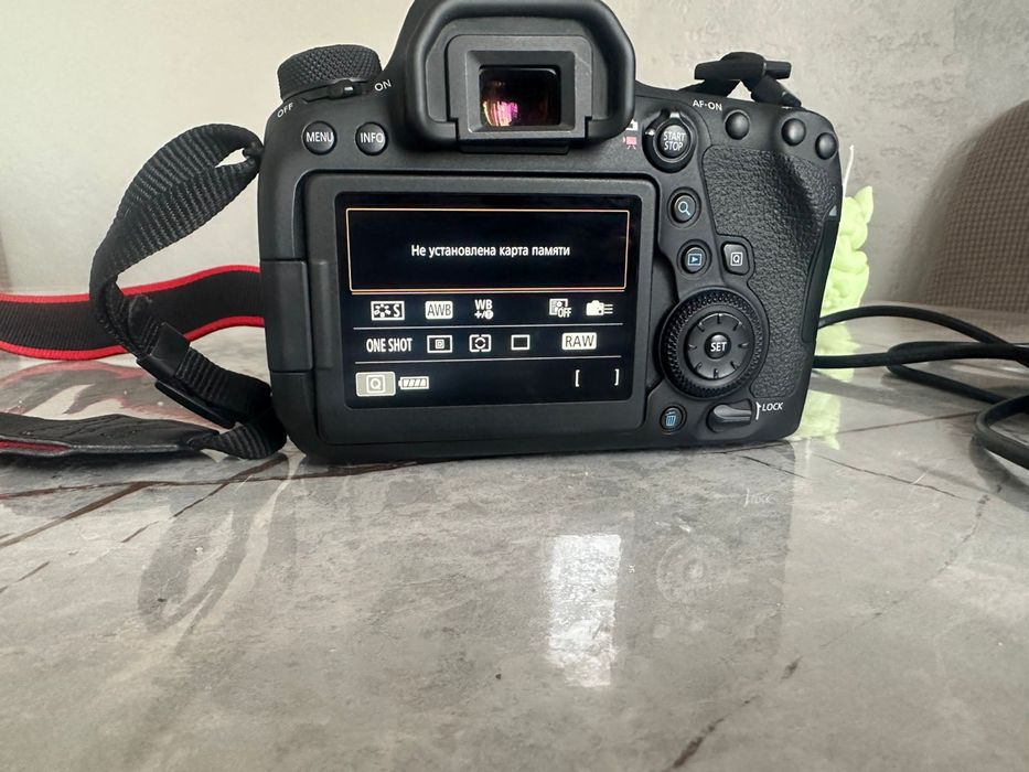 Фотокамера Canon EOS 6D Mark II