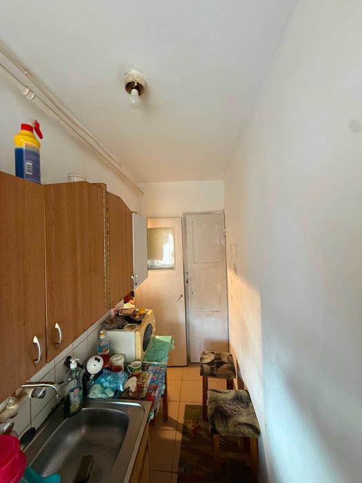 Garsonieră cu balcon, etaj 2, Govândari – ideală pentru investiție