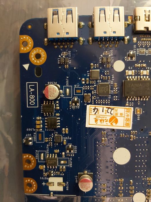 Дънна платка за Lenovo Y580 Motherboard LA-8002P с дефект за части