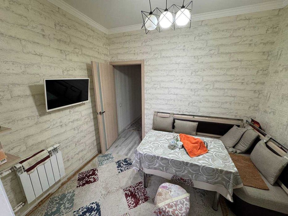 Ахмад Югнаки 3/3/5 78м, 36 дом