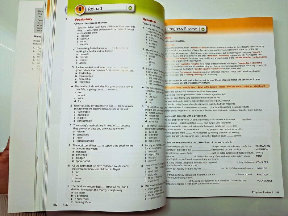 English Download C1/C2 учебник и работна тетрадка нови