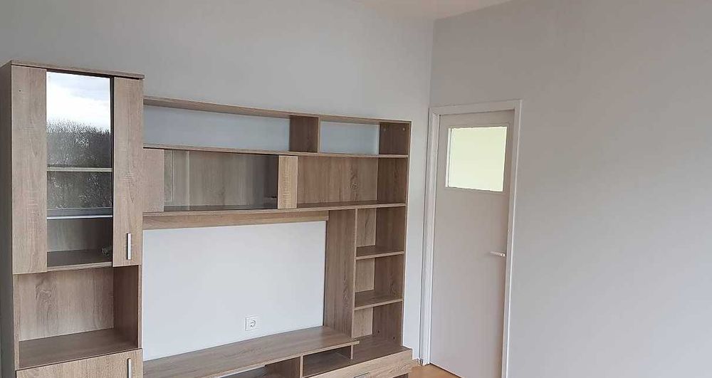 Дава се под наем Двустаен апартамент в Бургас, Славейков - 54 кв.м за 178.5 € - Снимка #4