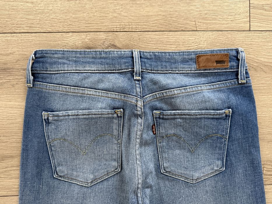 Blugi LEVIS Demi Curv Albastru Dama | Marime 27 x 34 (Talie 76 cm)