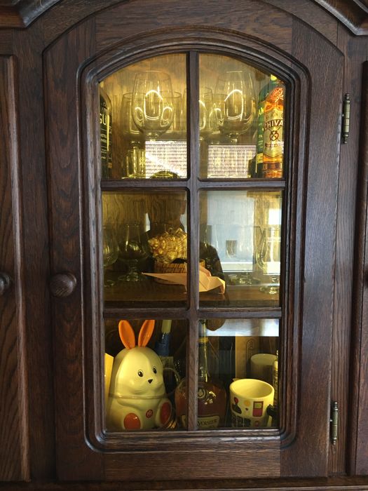 Дъбов бюфет - масив дъб