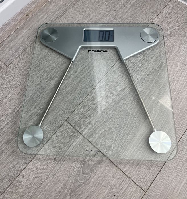 весы напольные Polaris