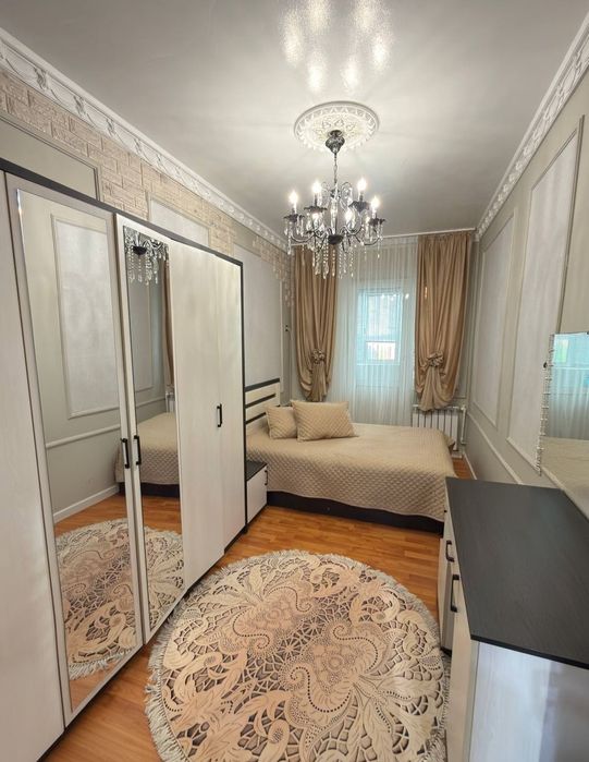 Улица: Абая четырёх комнатная Банковская Ориентир Makro Supermarket