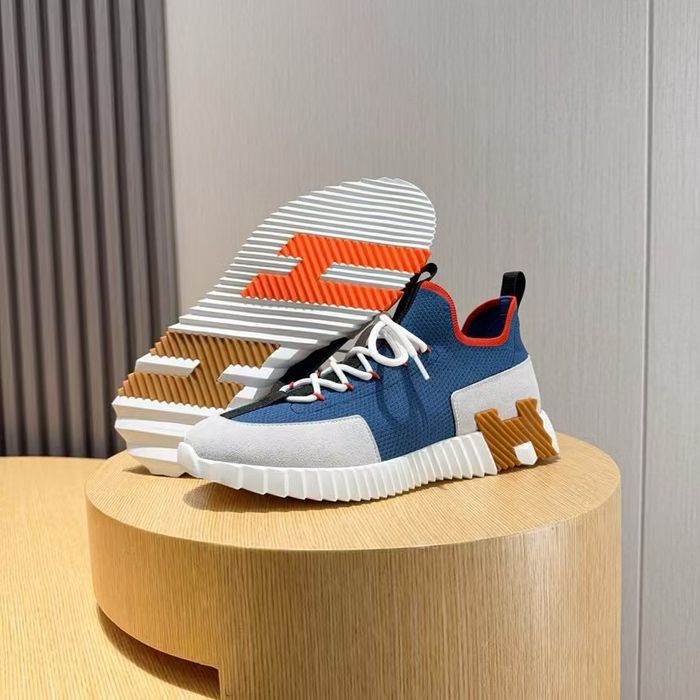 Продам кроссовки HERMES PARIS