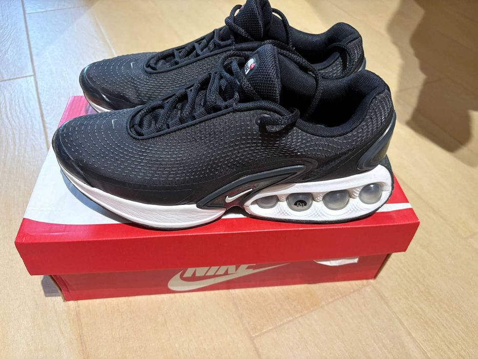 Маратонки Nike Air Max Dn