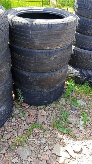 Продам шины 235/55R19