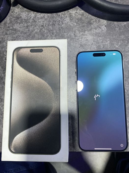 Iphone 15pro max 256gb Titan