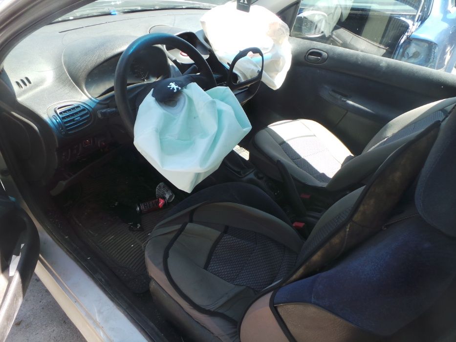 Peugeot 206 1.1i