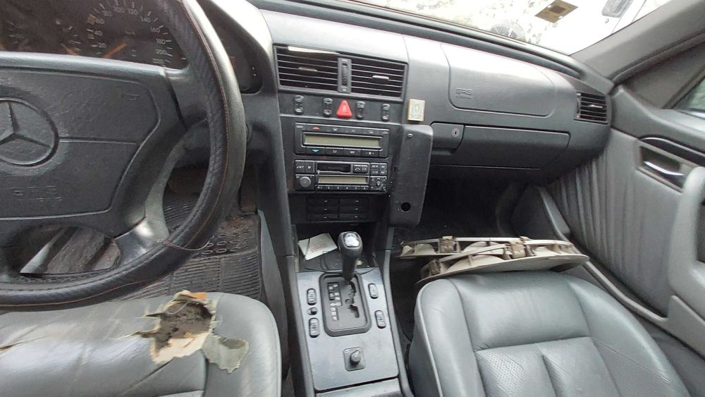 Mercedes c250td на части