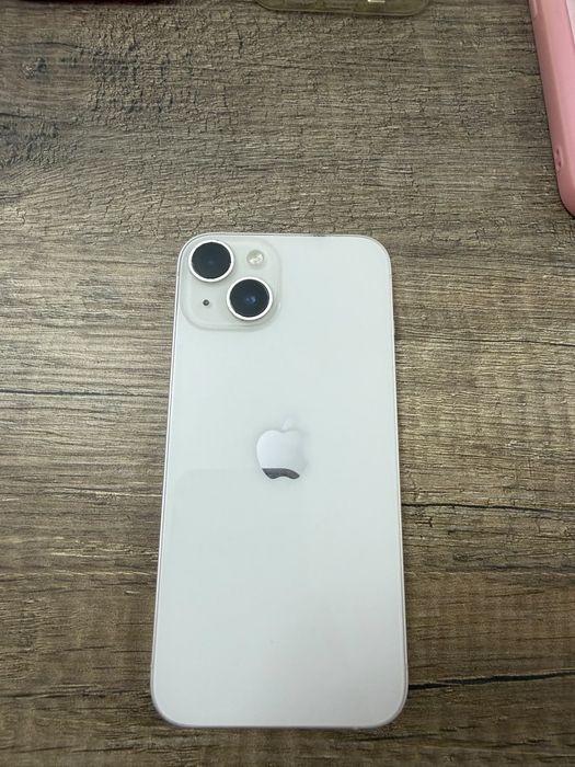 Vând iPhone 14,  128GB, complet funcțional și liber de rețea