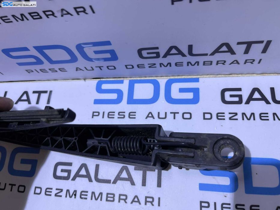 Brat Stergator Geam Sticla Luneta Hayon Haion Portbagaj Kia Ceed 2006 - 2013