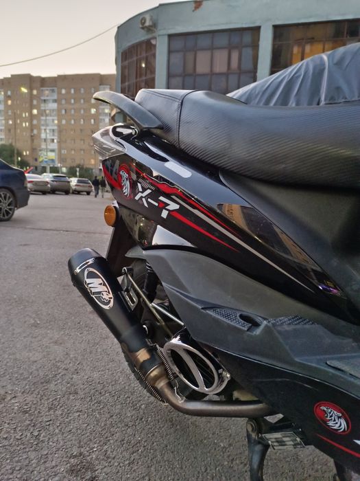 Скутер, мопед М8 pro