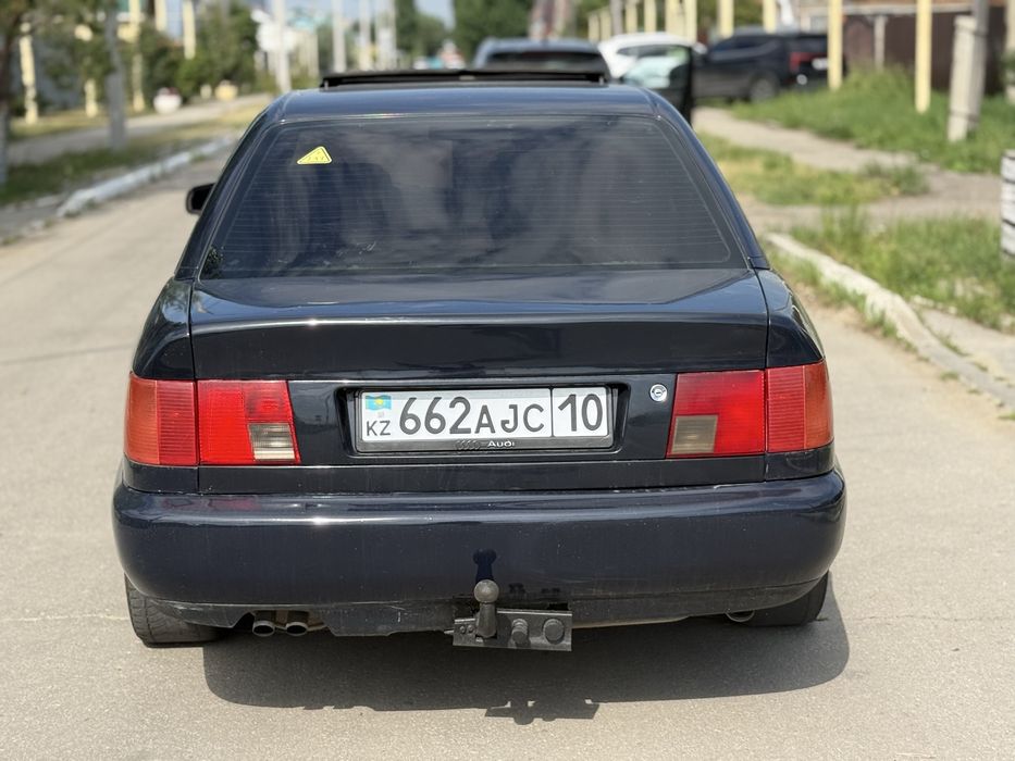 Продам Ауди А6 С4