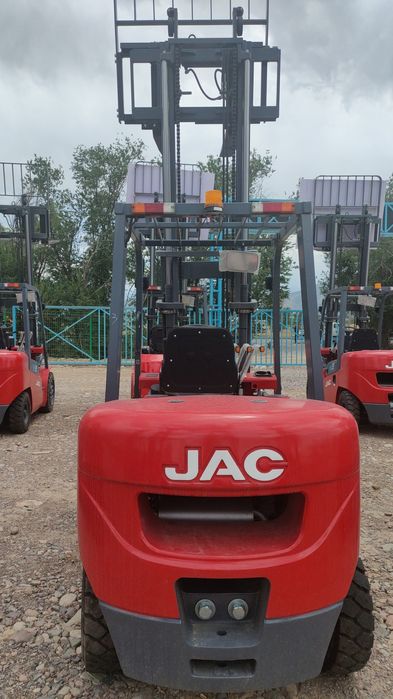 JAC CPC30 погрузчик