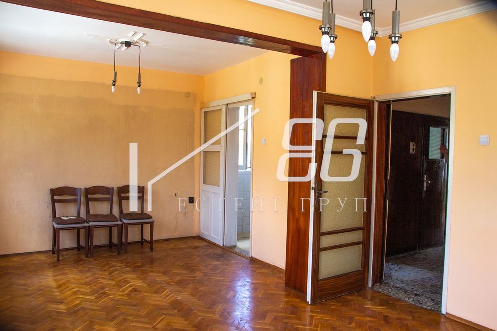 Продава се Етаж от къща в Варна, Аспарухово - 210 кв.м за 644 €/кв.м - Снимка #5