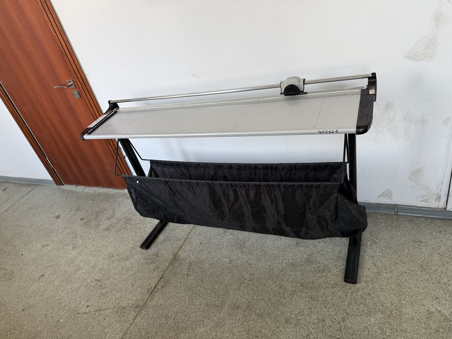 Резак для бумаги, Гильотина 1350мм