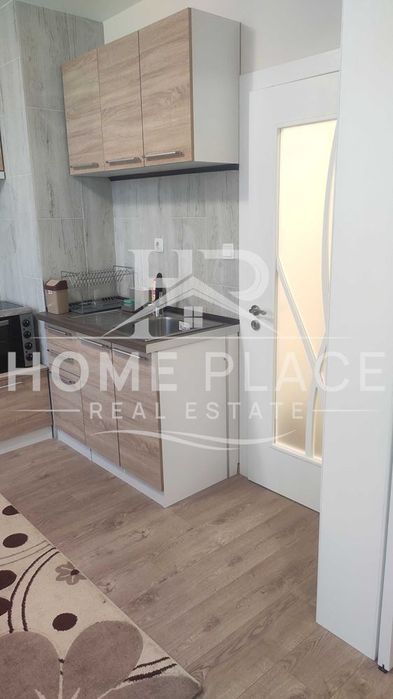 ДВУСТАЕН апартамент под наем - Център