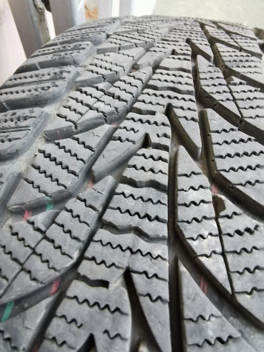 Vand anvelope iarna + jante + capace