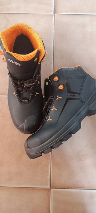 Работни обувки Uvex