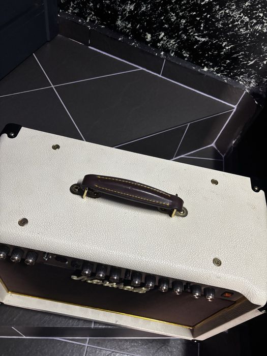 Marshall AS50D акустично кубе