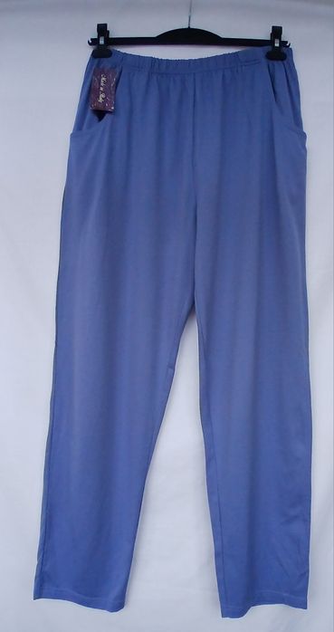 Дамски панталони ластични от различни материи.