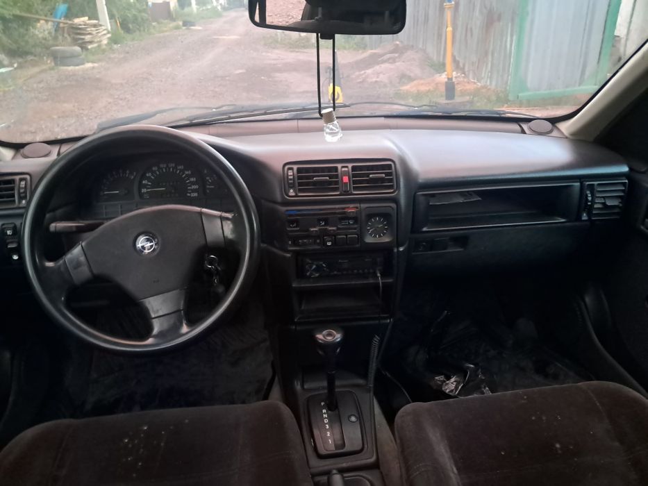 Opel vectra a 1992 АККП