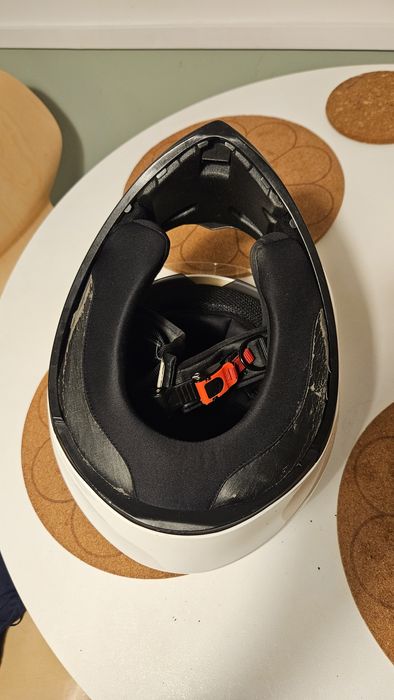 Vând casca motor fete AGV