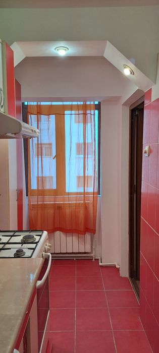 Se închiriază garsonieră