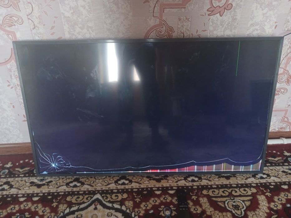 Televizor 43 samsung zapchastga (ue43ru7400)