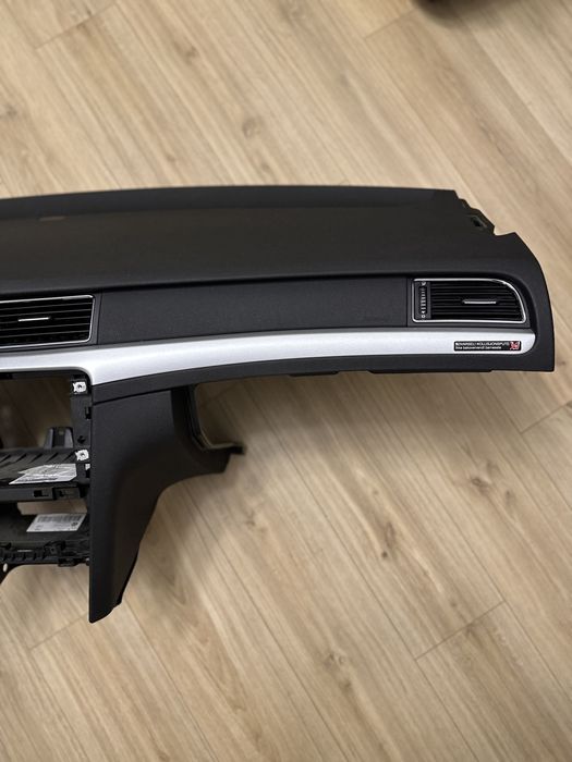 Vand plansa bord Skoda Superb 2 3 3V 2009-2015