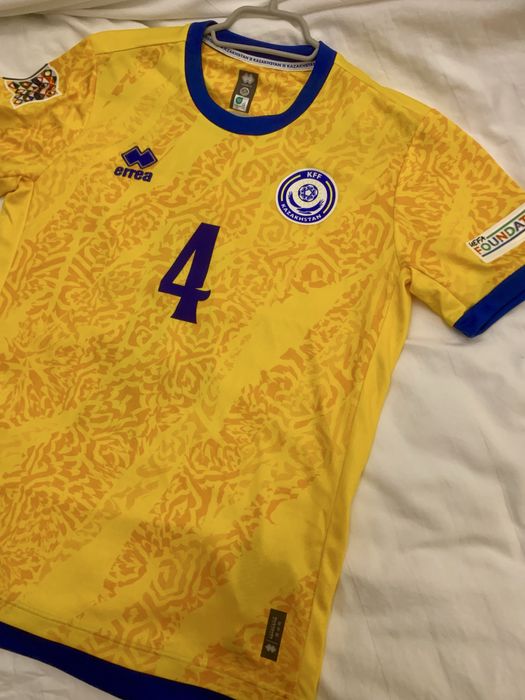 Футболка с автографом Марата Быстрова