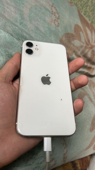 Продам Айфон 11 или обменяю