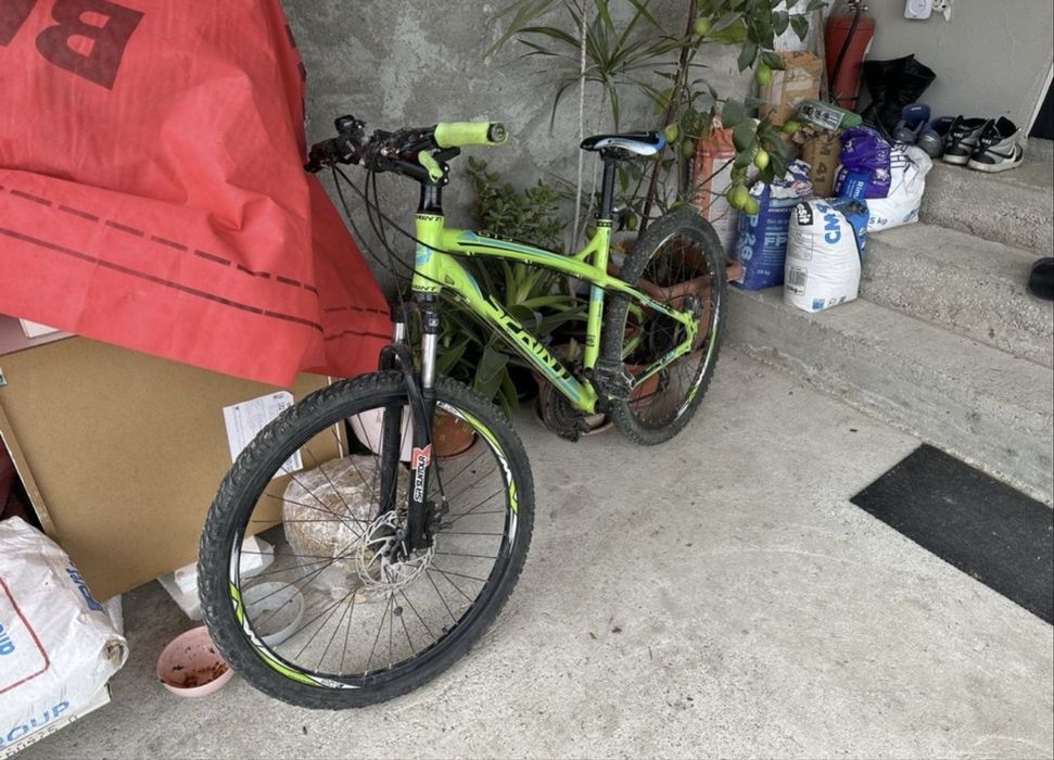 Vand sau schimb bicicleta sprint gts