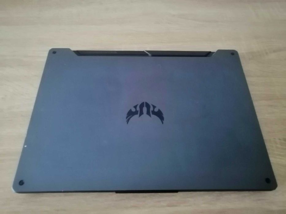 Laptop Gaming Asus TUF A15 Ryzen 7 / GTX 1660 Ti 6GB VRAM / 16GB RAM