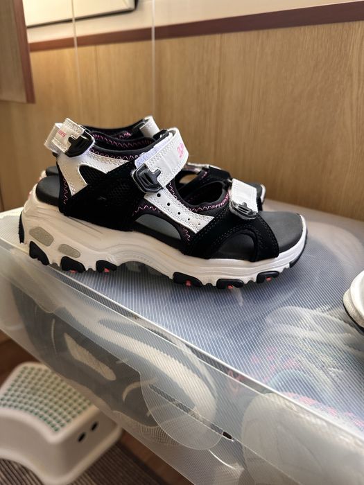 Сандалии для девочеи Skechers