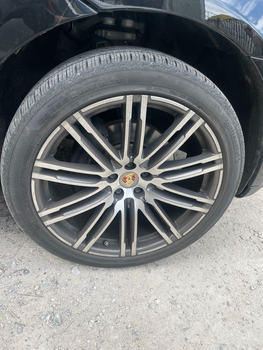 Летние шины 265/40/21 continental