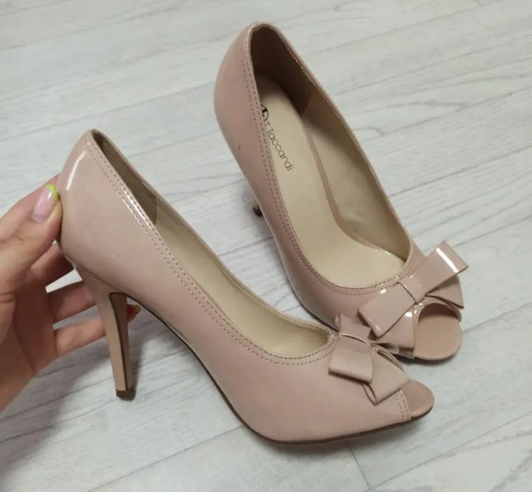 Продам туфли 40 размер