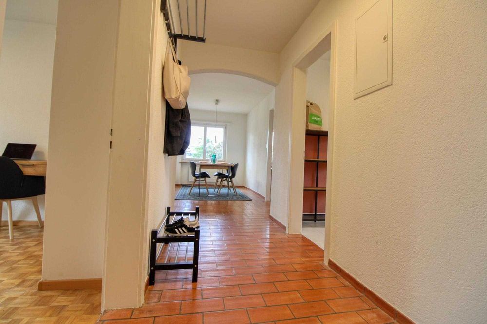 Дава се под наем Двустаен апартамент в София, Център - 70 кв.м за 408 € - Снимка #2